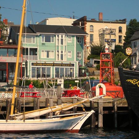 Brigantine Inn Lunenburg Eksteriør billede