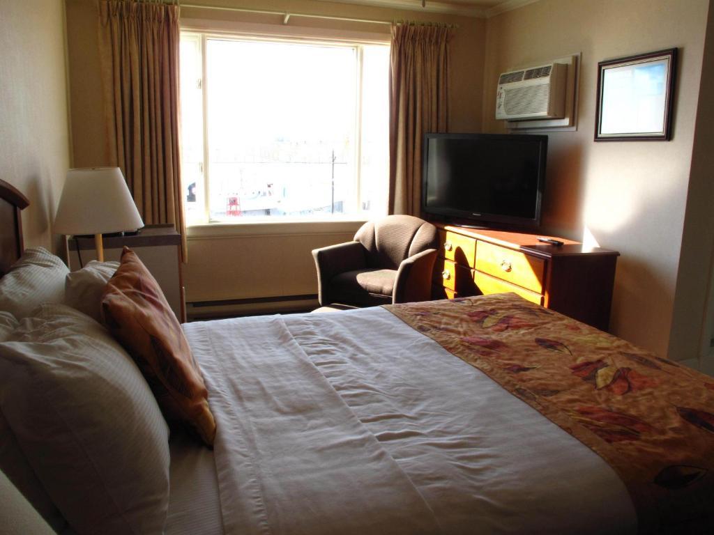 Brigantine Inn Lunenburg Eksteriør billede
